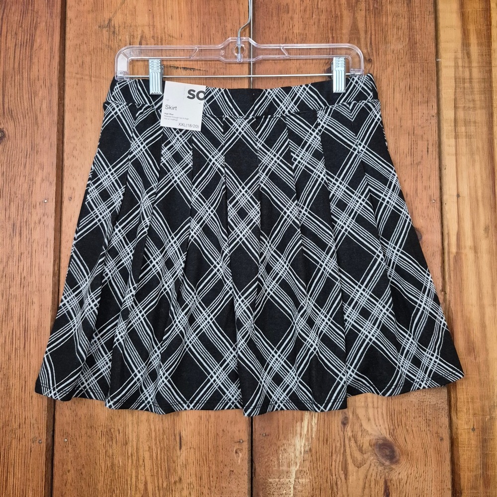 SO Goods For Life Black White Plaid Pleated High Rise Skirt XXL 18/20 Juniors